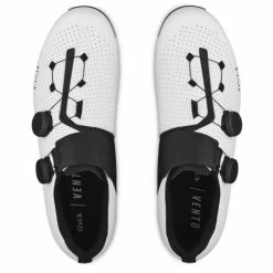 Chaussures Route Fizik Vento Infinito Carbon Noir/Blanc -Cyclisme Soldes Boutique chaussures route fizik vento infinito carbon noir blanc 1