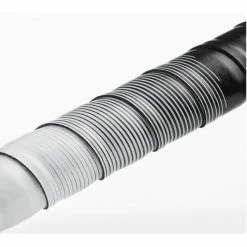 Guidoline Fizik Vento Microtex Tacky Bicolore - 2 Mm - Noir-Blanc -Cyclisme Soldes Boutique guidoline fizik vento microtex tacky bicolore 2 mm noir blanc 2