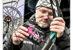 Préventif Tubeless MUC-OFF - 140 Ml -Cyclisme Soldes Boutique preventif tubeless muc off 140 ml 1